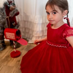 czerwona sukienka tiulowa dla dziewczynki święta bożego narodzenia